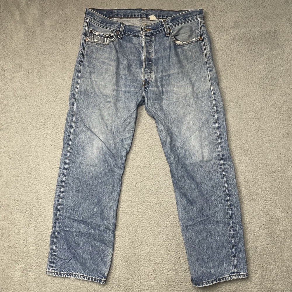 Levi’s 501 Button Fly 36x30 Vintage Denim Jeans Y2K VTG 90s/2000s